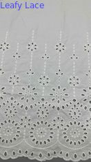 Màu trắng 100% Cotton Laser Out Hoa thêu vải bông By The Yard Cho thời trang nữ trang phục