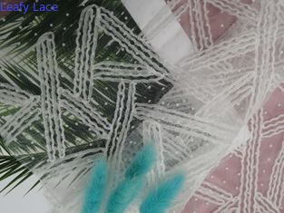 Vải thêu đính 3D màu trắng cho vải ren của phụ nữ