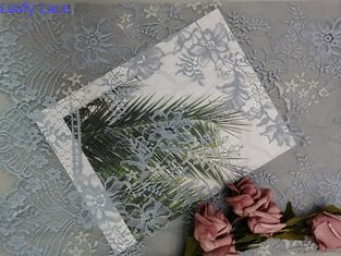 Vải ren viền lông mi màu xám cho trang phục dạ hội của quý cô