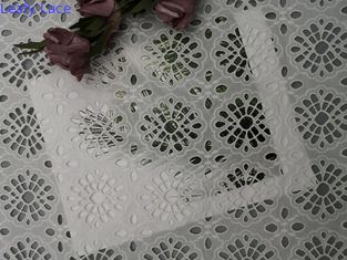Mắt lưới cắt bằng laser vải cotton cho trang phục nữ