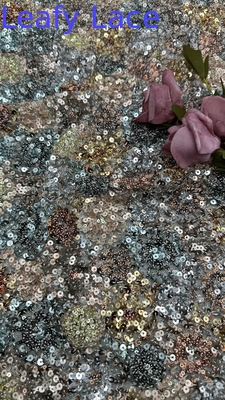 Màu sắc 100% Polyester phong cách Sequin vải thêu cho trang phục thời trang