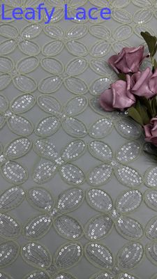 Vải thêu sequin hình Bốn Lá May Mắn cho Áo choàng, Váy Cưới Nữ Thoáng Khí