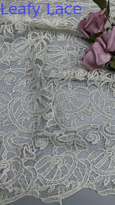 Vải ren Chantilly Pháp 100% polyester dùng cho áo choàng, váy, màu trắng rỗng cho váy cưới