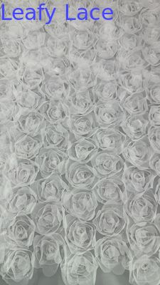 Màu hoa hồng trắng lưới Pháp Chantilly lát lát mực thở và thanh lịch trắng cho quần áo váy cưới