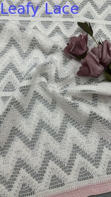Hiệu ứng răng cưa gợn sóng ren trắng sang trọng cho váy cưới buổi tối cô dâu nghệ thuật