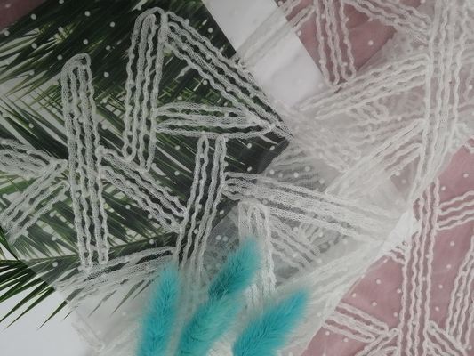 Vải thêu đính 3D màu trắng cho vải ren của phụ nữ