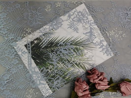 Vải ren viền lông mi màu xám cho trang phục dạ hội của quý cô