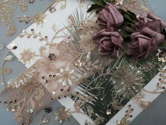 Vải thêu đính cườm cho tiệc cưới màu hồng hoa