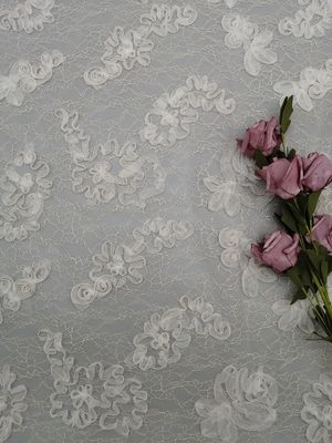 Vải ren móc dây