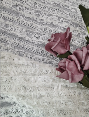 Vải tuyn mềm màu trắng 100% Polyester thêu ren 3D